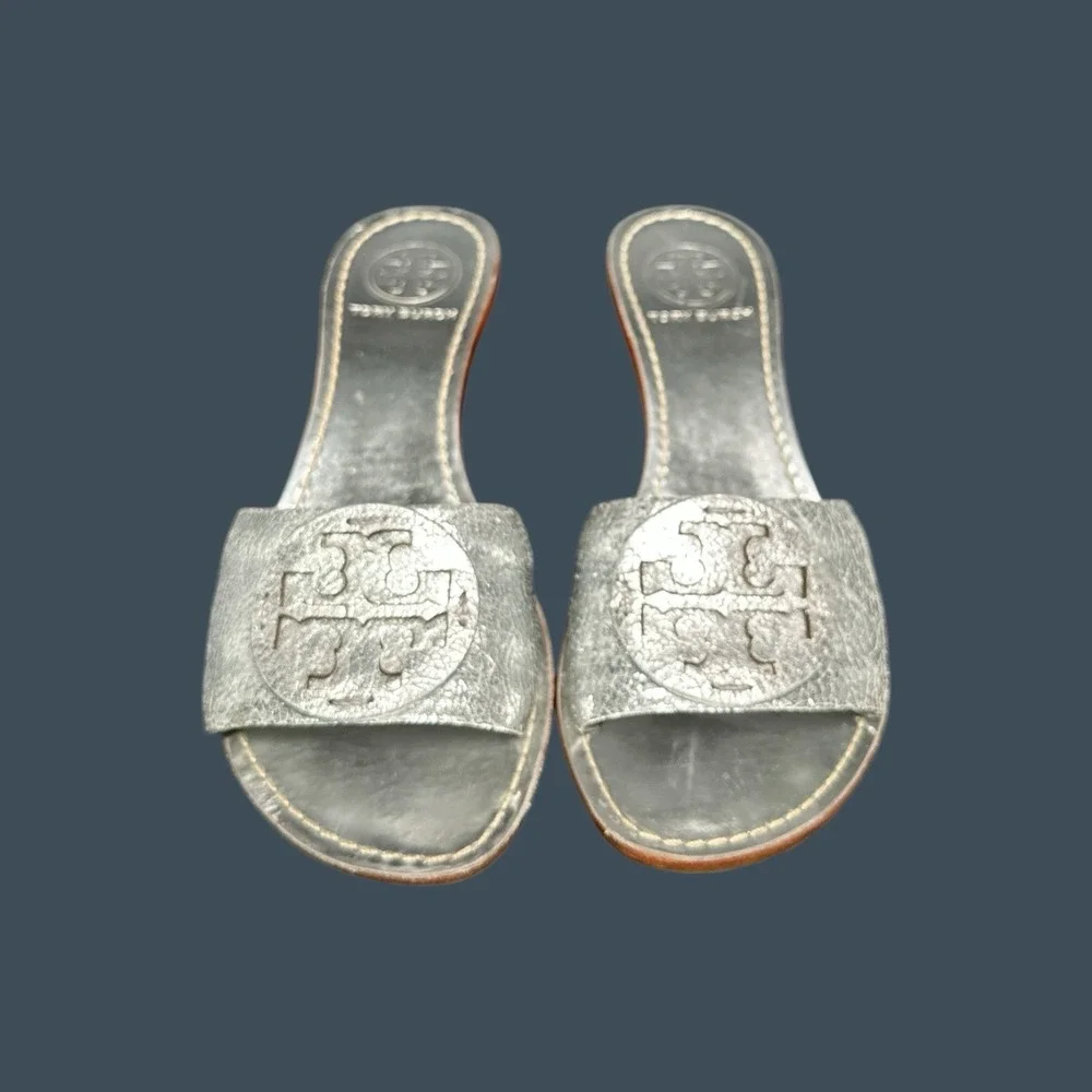 Tory Burch Miller Sandals Womens 6.5M Metallic Silver Open Toe Wooden KittenHeel